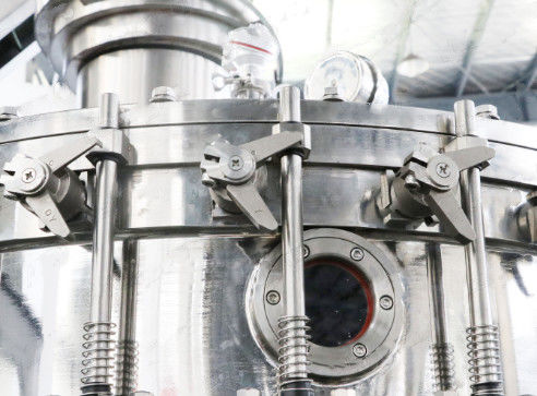 As cabeças de BGF18-6 1000bph 6 carbonataram a máquina de enchimento do refresco