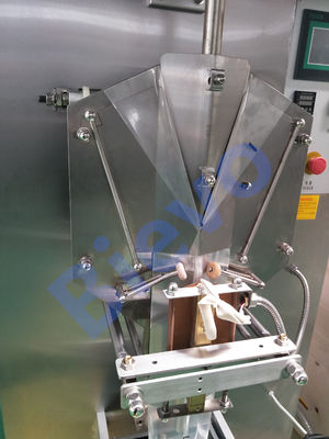 máquina de enchimento 30-40bpm do saquinho do champô do filme 500ml de 150mm PET/PE